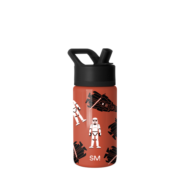 Terracotta-red water bottle with black lid and spout Terracotta-red water bottle with black lid and spout